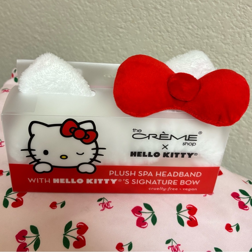The Crème Shop x Hello Kitty Plushspa Headband